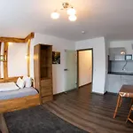 Lupartment Apartmanhotel