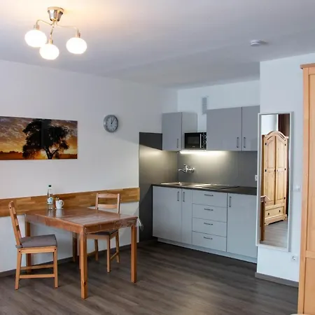 公寓式酒店 Lupartment 3*