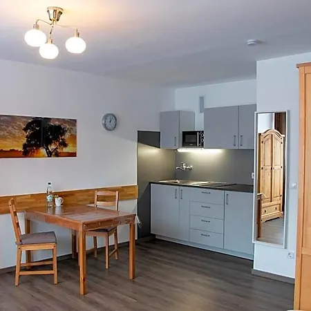 Aparthotel Lupartment 3*