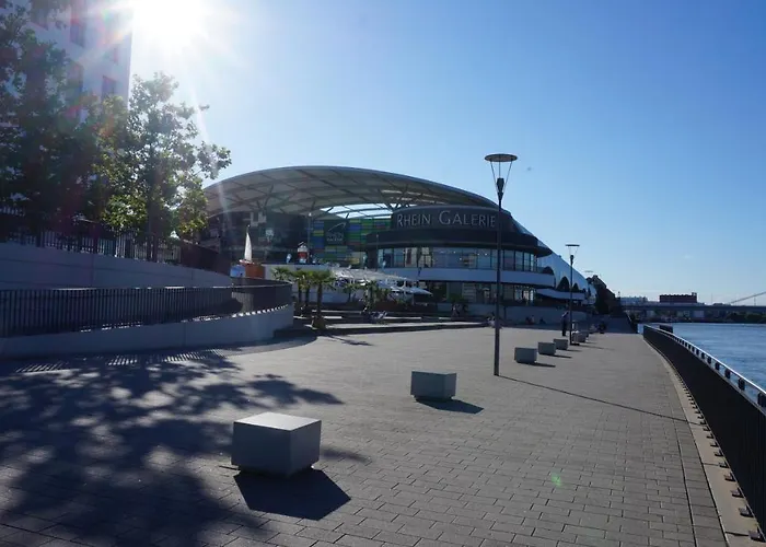 公寓式酒店 Lupartment 3*