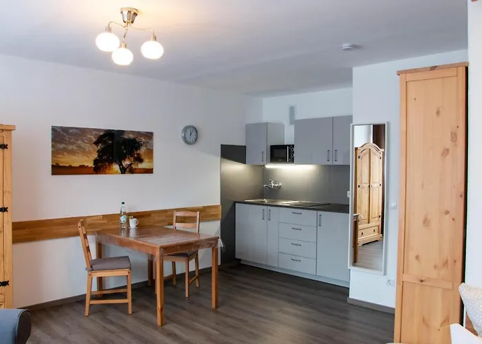 מלון דירות Lupartment 3*