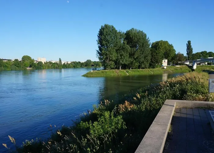 Lupartment 公寓式酒店 3*